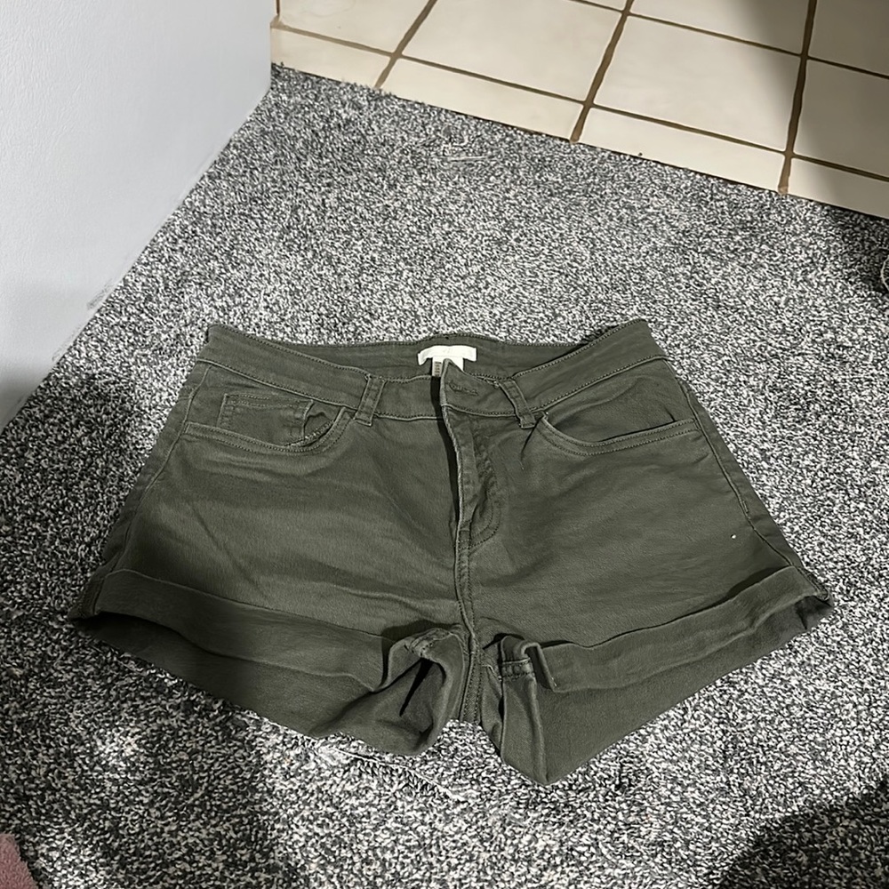 H&M shorts
